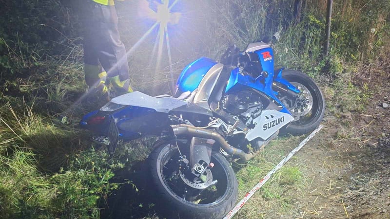 Smrt slavného motorkáře Němečka: Na Mladoboleslavsku přeletěl svodidla, přejelo ho několik aut