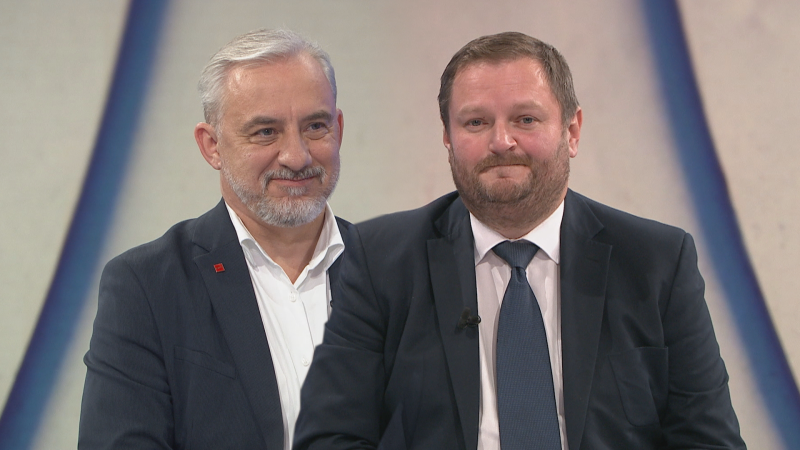 Středula: Když nepřidáme zaměstnancům, zapomeňme na ekonomický růst. Bartoň kroutil hlavou