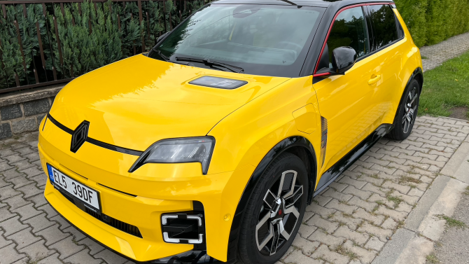 Elektrické retro: Nový Renault R5 má duši sporťáka a minimální spotřebu energie