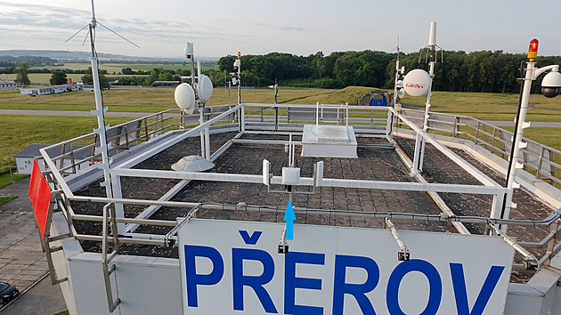 Drony pod dohledem. Přerovské letiště testuje technologii pro jejich sledování
