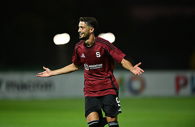 Sparta ovládla srpnovou anketu ve fotbalové lize, zvítězili Rrahmani a Priske