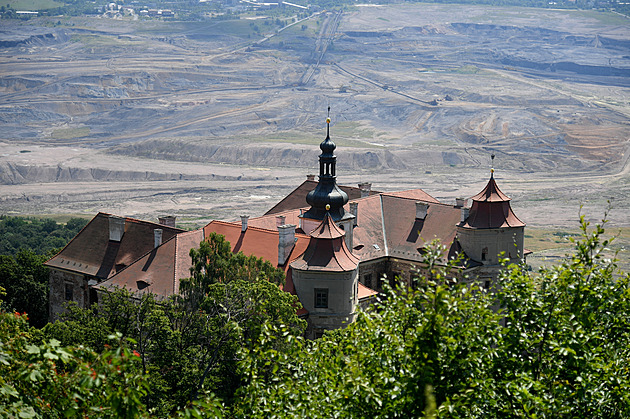 Spor o budoucnost obřího lomu ČSA na Mostecku zaměstnává justici