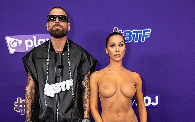 Slovenská influencerka Bianka napodobila Biancu Censori. Ukázala se nahá