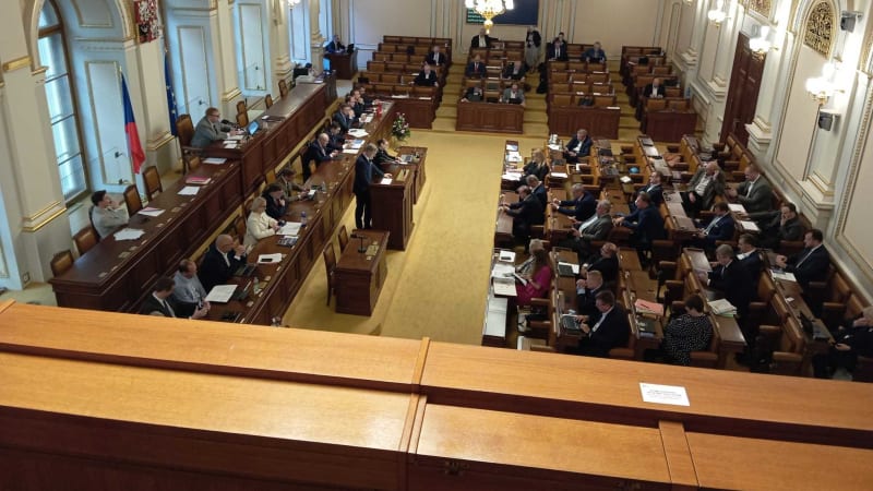 VOLEBNÍ KALKULAČKA 2025: Váháte, jaké straně dát důvěru? Napoví sada otázek napříč tématy