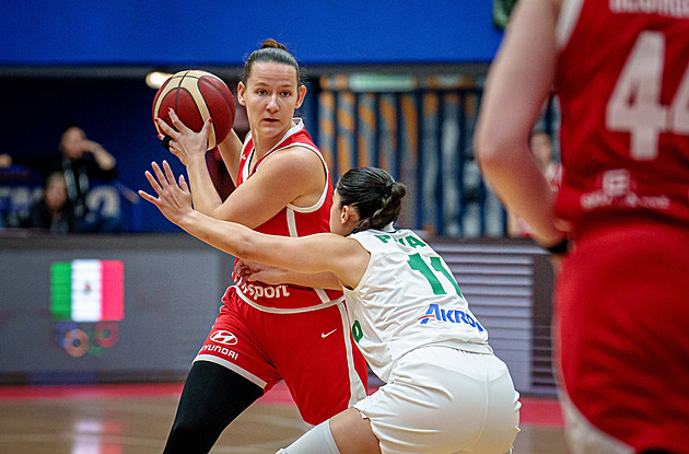 Vyoralová ukončila kariéru, kapitánka basketbalové reprezentace čeká dítě