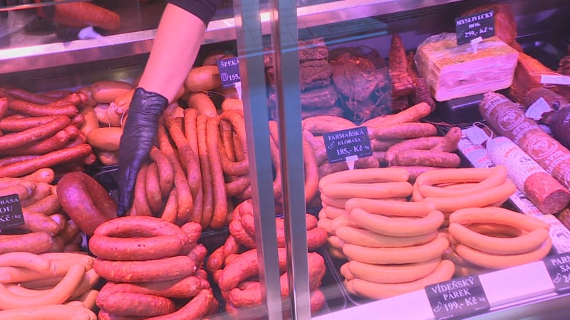 Prima řeznictví: Ve středních Čechách láká lidi poctivá šunka, na Olomoucku uzené či klobásy