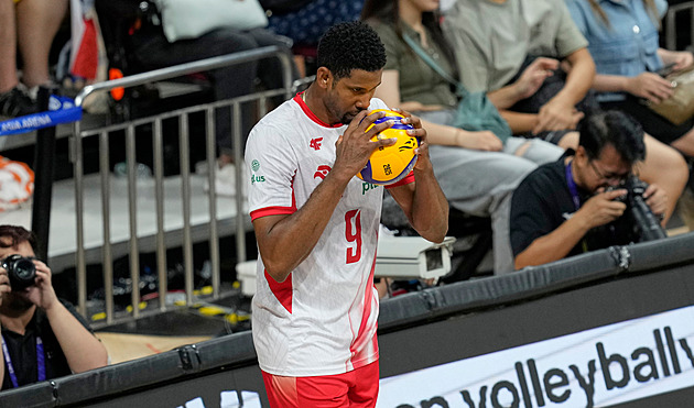 Z Kuby ho vyhnaly šílené podmínky i vojna,  teď Polák León odepřel Čechům bronz