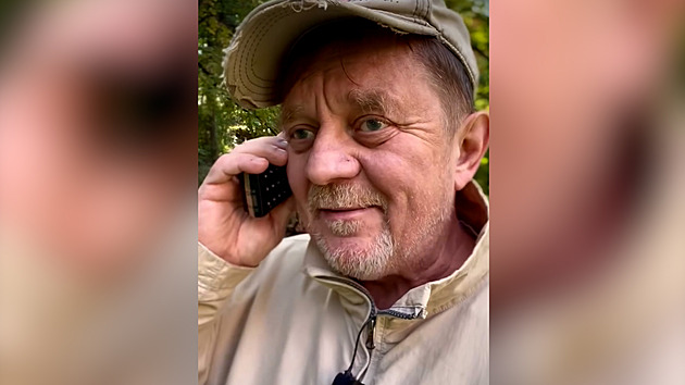 Šup s tou muchomůrkou na pánev, Kateřino. Čtvrtníček si utahuje z Konečné