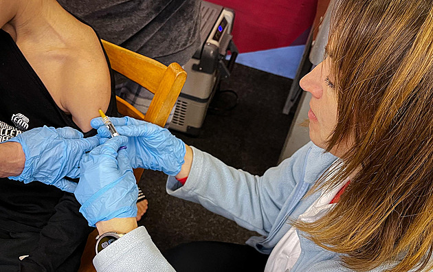 Nakažených žloutenkou A je nejvíce za 30 let, téměř 40 procent připadá na Prahu