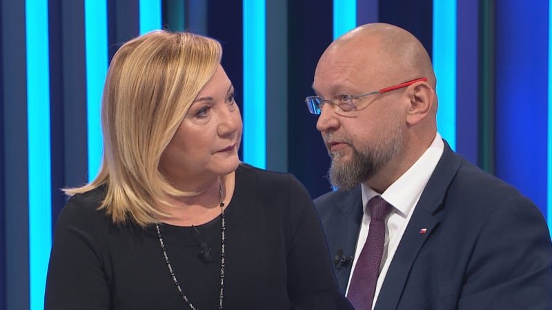 Turek ve vládě? Bez jasného vysvětlení velký problém, reagovala Schillerová na dotaz Bartoška