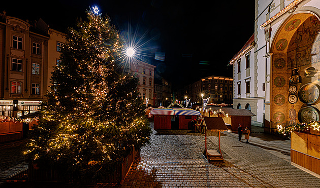 Adventní trhy pro všechny, ale postupně. V Olomouci připravují tématické dny