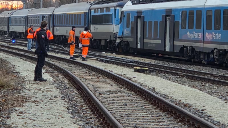 První záběry z místa železničního neštěstí na Českobudějovicku: Šlo o čelní střet vlaků