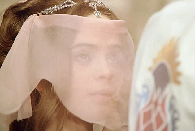 Pohádka Tři oříšky pro Popelku opět chybí v programu ČT, Novy i Primy