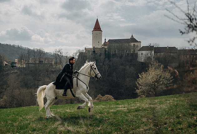 Po stopách věrných i zrádců. Zavítejte na místa, kde se natáčela oblíbená show