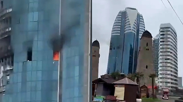 Ukrajinci zasáhli v Čečensku mrakodrap vládních úřadů, ve fasádě zeje obří díra