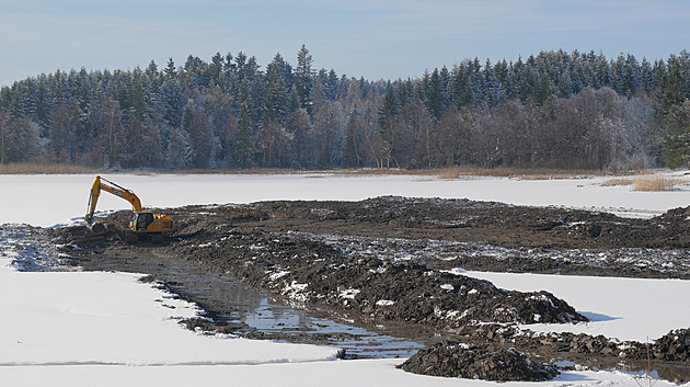 Nejvýše položený rybník na Vysočině si rekreanti neužijí, kvůli opravám bude bez vody