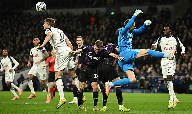 Slavia v Lize mistrů už pětkrát nedala gól. Střílí přitom víc než Arsenal či Dortmund