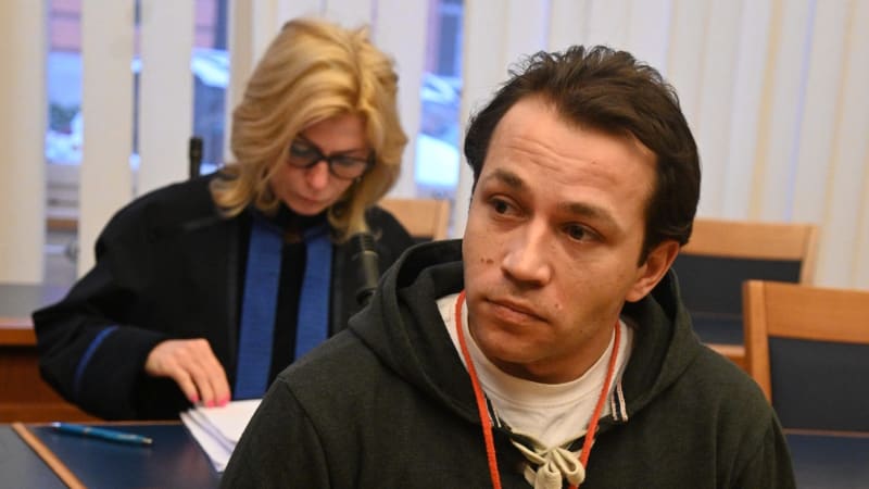 Vykradení bytu v Břeclavi skončilo dvojnásobnou vraždou. Pachatelem byl otec pěti dětí