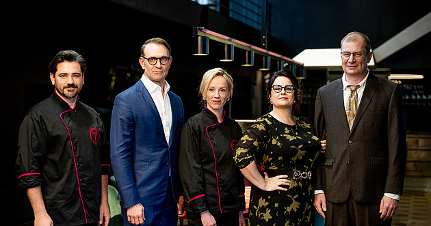 RECENZE: I Když se zhasne, zůstane gurmánská komedie bez vůně a bez chuti