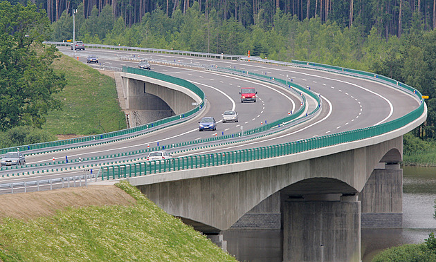 Dokončení D3 krok za krokem. Máme čtvrté územní rozhodnutí z pěti, chválí si ŘSD