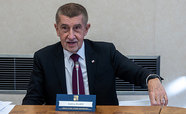 Nesmyslná válka, píše Babiš k výročí ruské agrese. Fiala zdůraznil pomoc Ukrajině