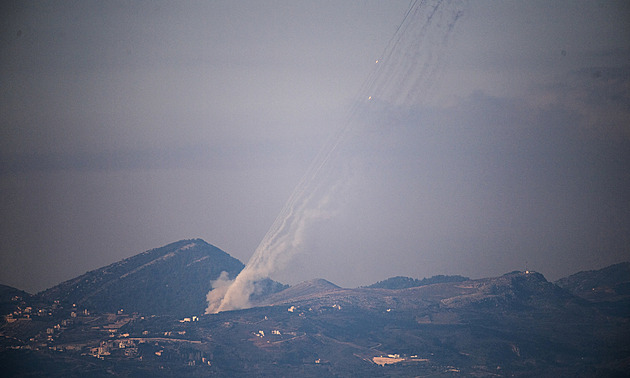 ONLINE: Izrael zaútočil na íránská bezpečnostní centra, zasáhl desítky cílů