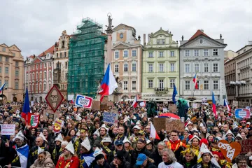 Dobré úmysly se neprosazují ve 4:36, zaznělo na demonstraci na podporu ČT a ČRo